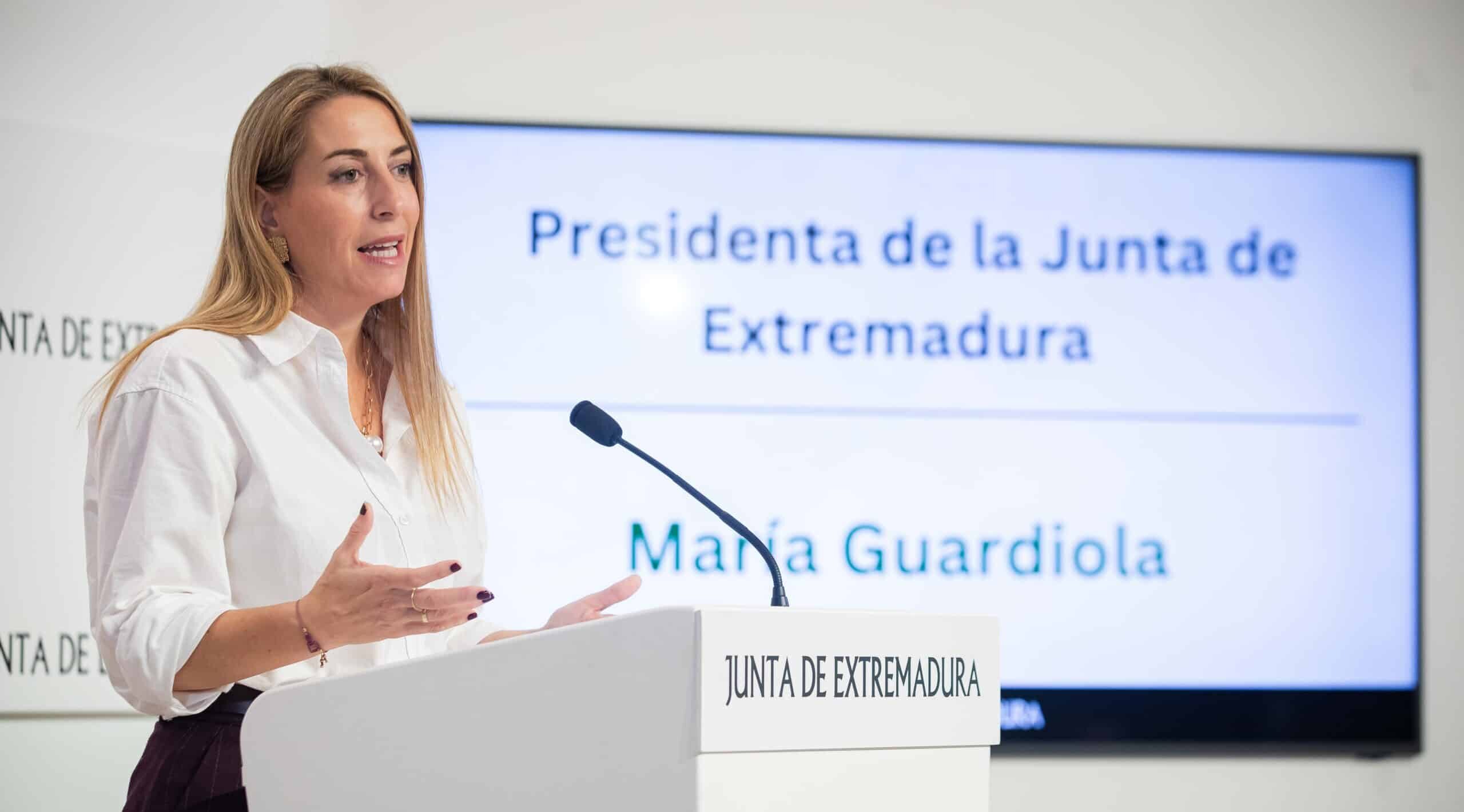 Extremadura inaugura el ciclo electoral